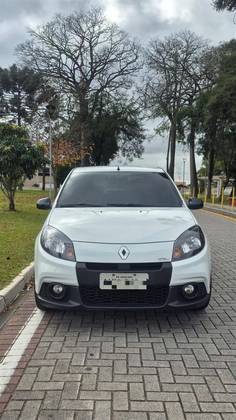 RENAULT SANDERO 1.6 GT LINE LIMITED FLEX 4P MANUAL